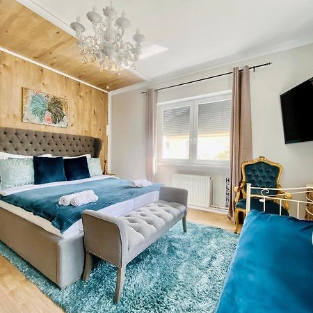 Апартаменти Iranybereny Rezidencia Балатонберийнь Екстер'єр фото